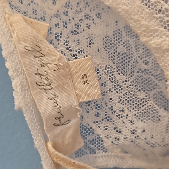 Anthropologie, Lace beaded puff sleeve xs - Picture 6 of 8